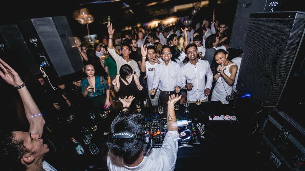 Victor Trixter- Melting The Fine Line Between Fitness And Djing